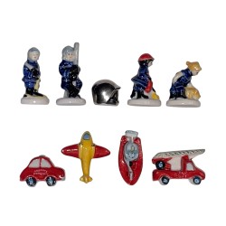 Série complète de 9 fèves Les petits pompiers 2007