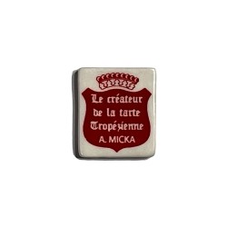 Série complète de 1 fève Micka - La tarte tropézienne 2012