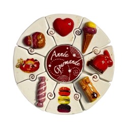 Série complète de 9 fèves L'année gourmande 2012