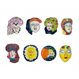 Complete set of 8 feves Pasquier - Masques de Venise