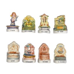 Série complète de 8 fèves L'oracle des fontaines 2002