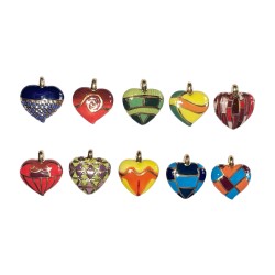 Série complète de 10 fèves Un coeur à offrir 2007