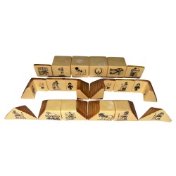 Série complète de 18 fèves Puzzle Pyramide