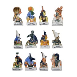 Série complète de 12 fèves Les dieux des pyramides 2001