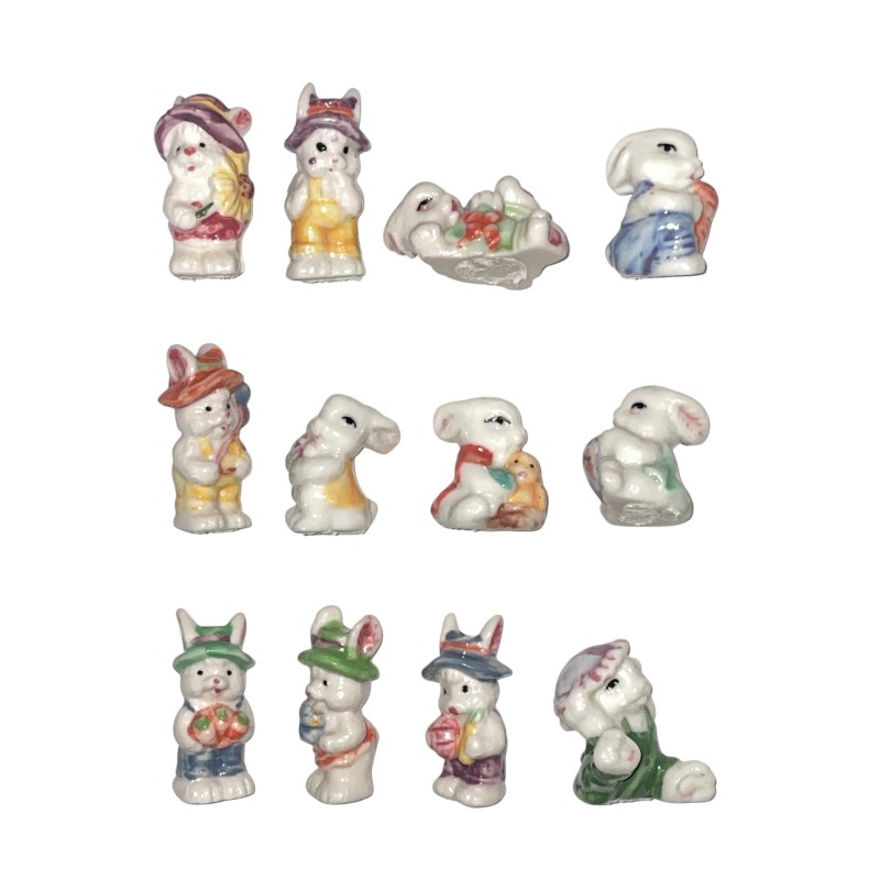 Série complète de 12 fèves Les lapins fripons 2002