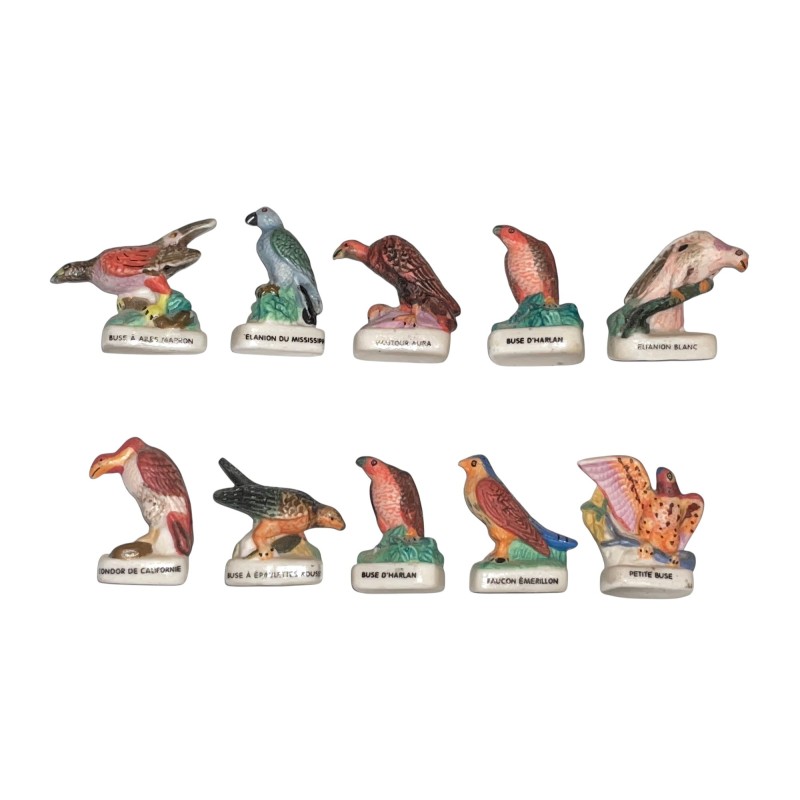 Série complète de 10 fèves Les rapaces 2004