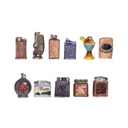 Série complète de 11 fèves Briquets de collection + Hors-série 2005