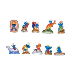 Série complète de 10 fèves Les Schtroumpfs en vacances 2006