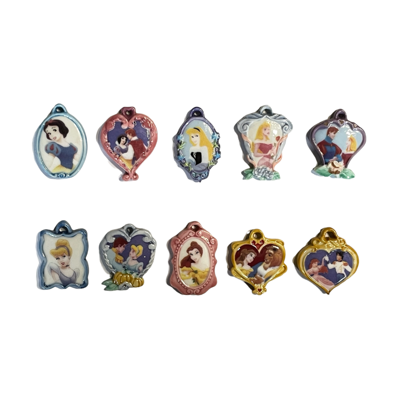 Série complète de 10 fèves Pendentifs Disney 2007