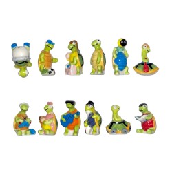 Série complète de 12 fèves Vahiné - La famille tortue 2009