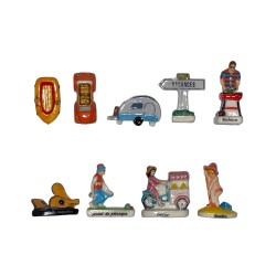 Série complète de 9 fèves Les premières vacances 2011